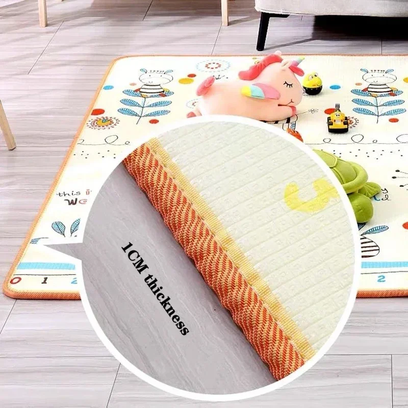 無毒で厚みのある180x120cmベビーアクティビティクロー - Repotting Mat のレビューと価格